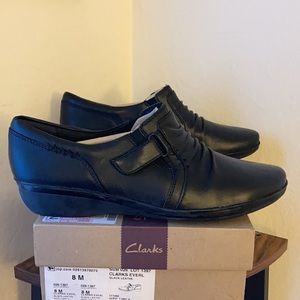 NWT Clarks Leather Shoes